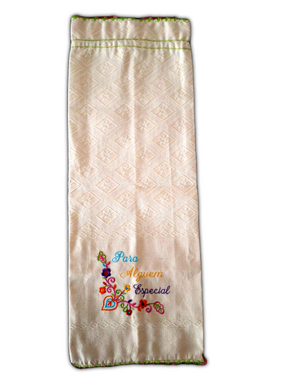 Saco do pão, com tecido bege 100% algodão, picô colorido a toda a volta e ainda um bonito bordado decorativo.