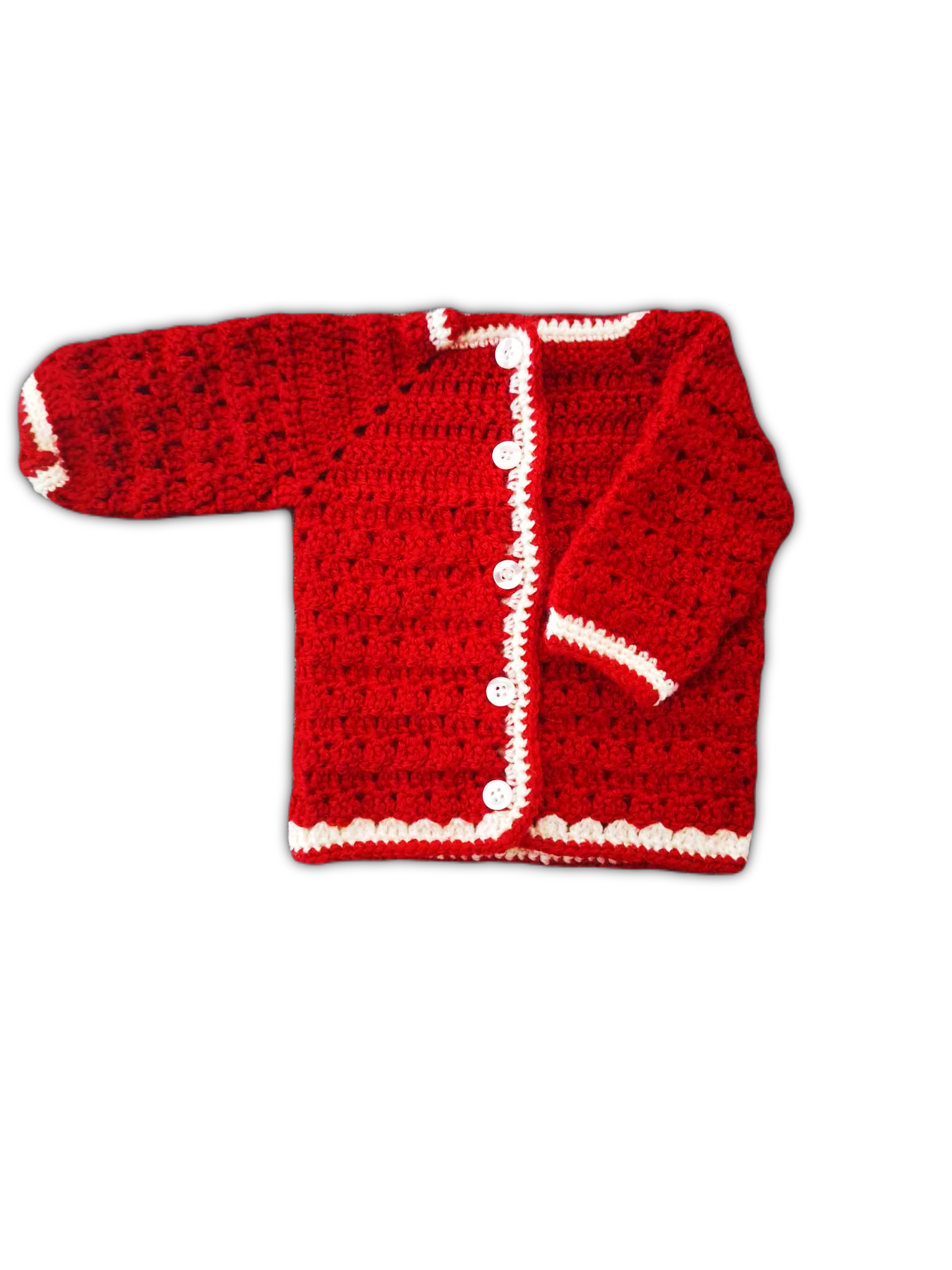casaco é feito em crochê vermelho intenso, com uma textura uniforme de pontos bem definidos. As bordas, incluindo a gola, os punhos e a abertura frontal, são contornadas com um fio branco, criando um contraste bonito e delicado. A peça tem mangas compridas e um fecho frontal com três pequenos botões arredondados. O acabamento meticuloso revela o cuidado artesanal, tornando esta peça única e especial.