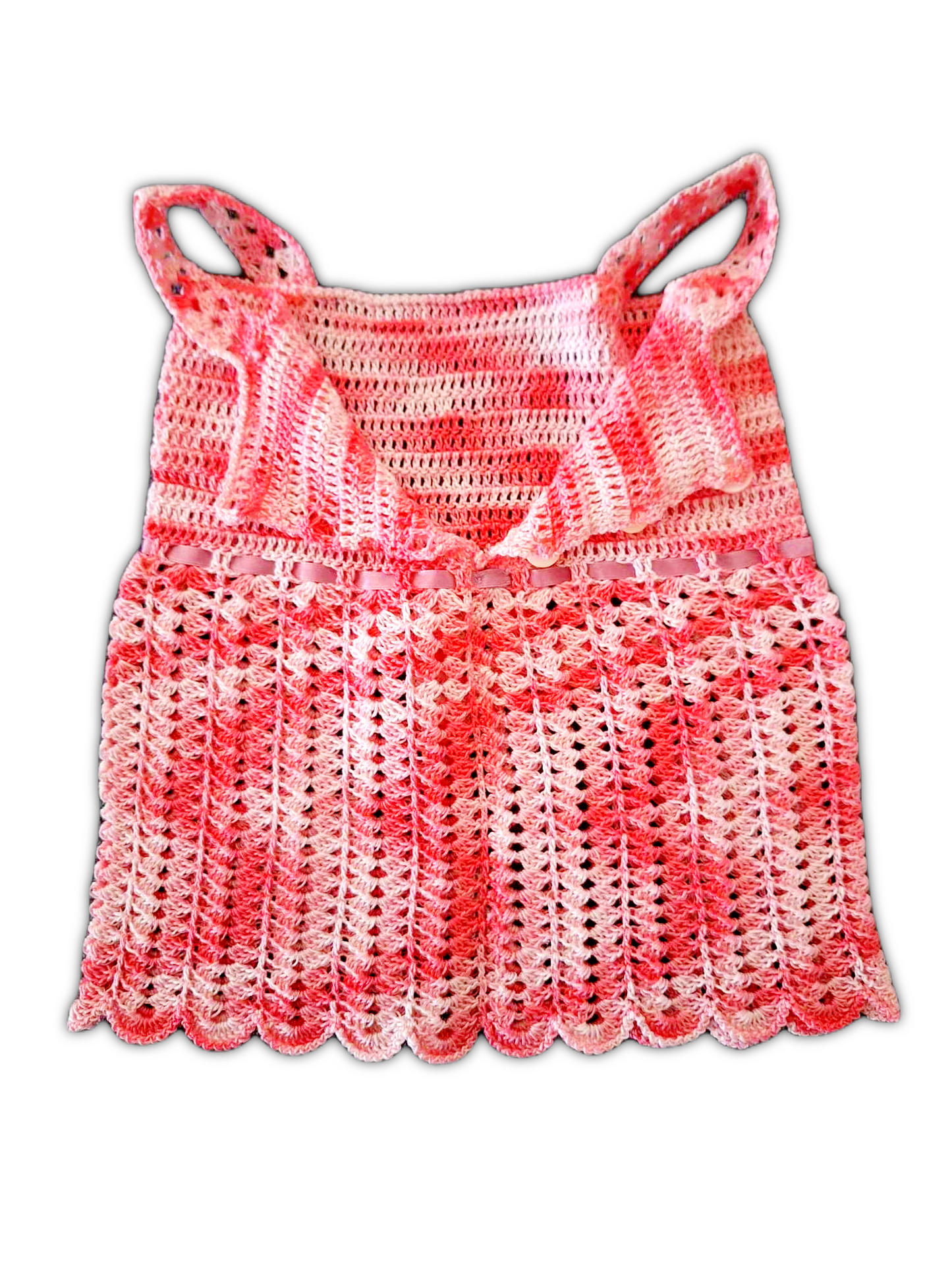 Foto das costas do vestido, agora com os botões abertos.