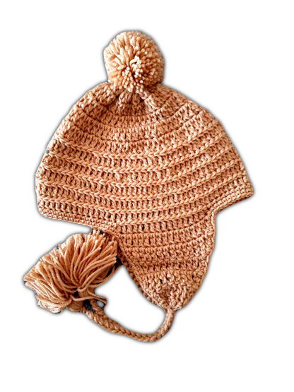 Gorro sem estar no manequim, para se realçar todos os seus pormenores.