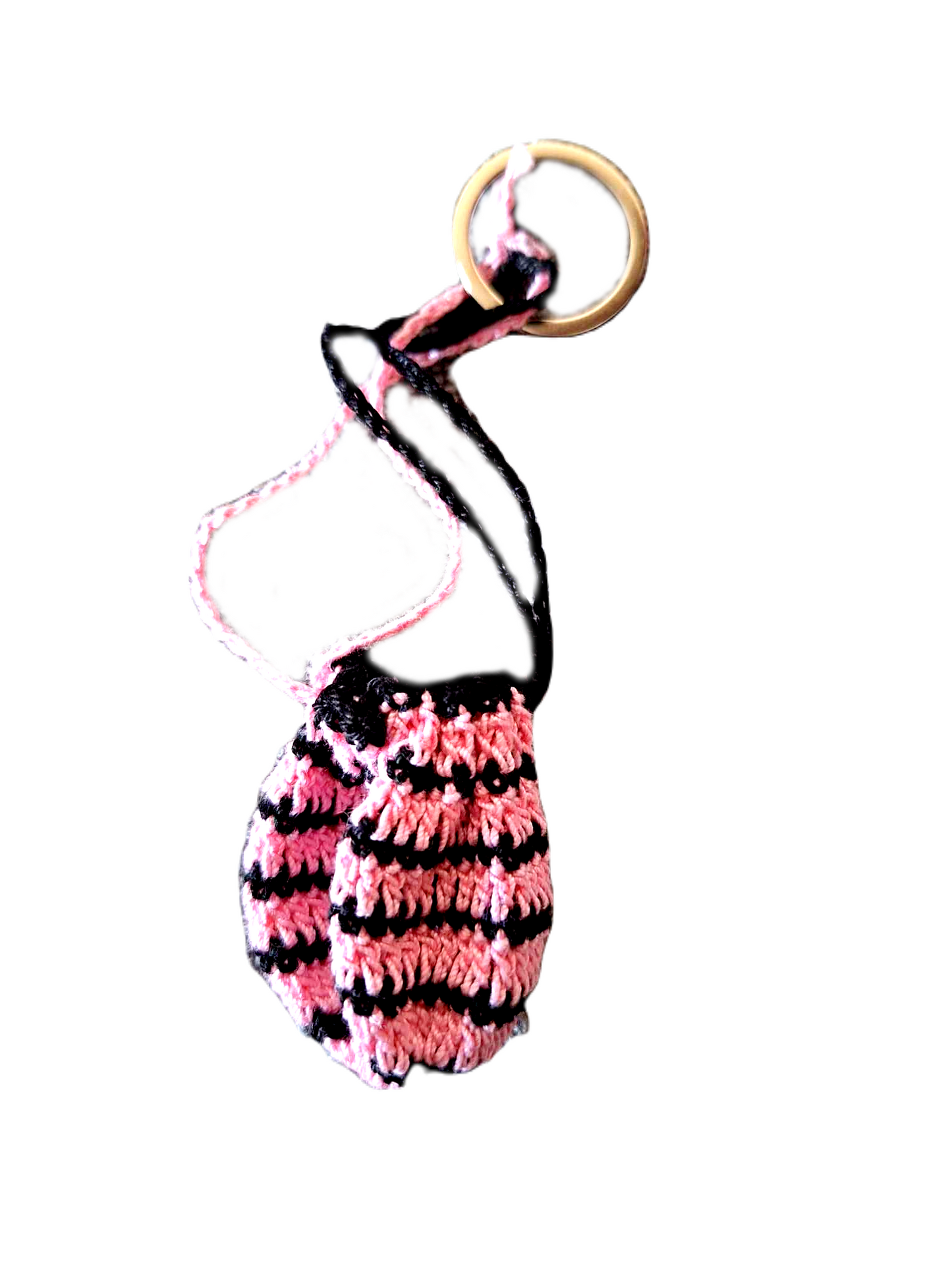 Esta é uma variante da bolsinha laranja, exatamente igual em todos os aspetos tirando a cor, que neste caso é maioritariamente rosa com alguns detalhes em preto. Tal como no produto anterior, este pode também ser usada como pequeno porta moedas. 