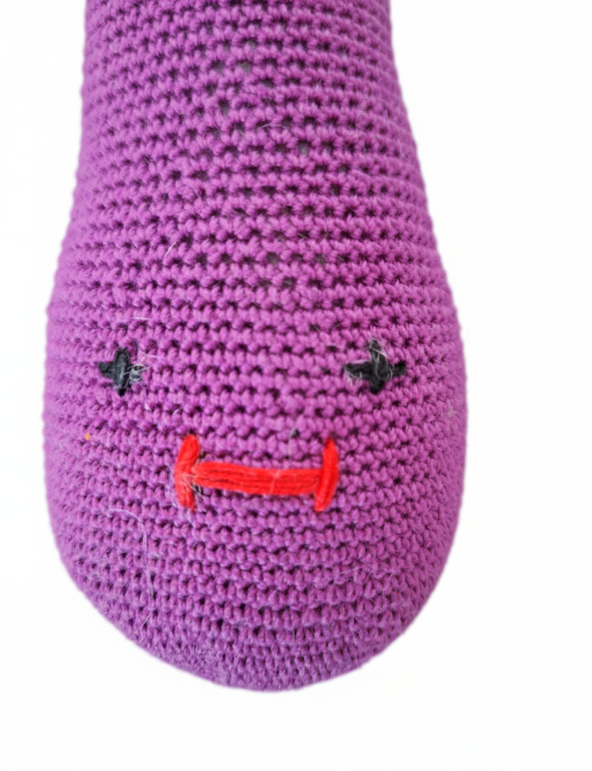 Amigurumi: "Bia, a Beringela do Doce Sorriso"