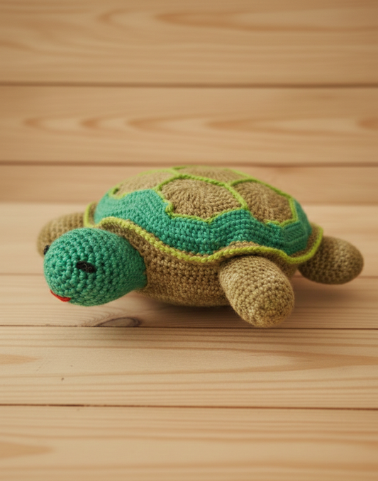Amigurumi: "Tiago, o Mestre da Calma e das Texturas"