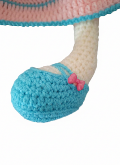 Amigurumi: "Cléo, a Mensageira das Nuvens de Algodão"