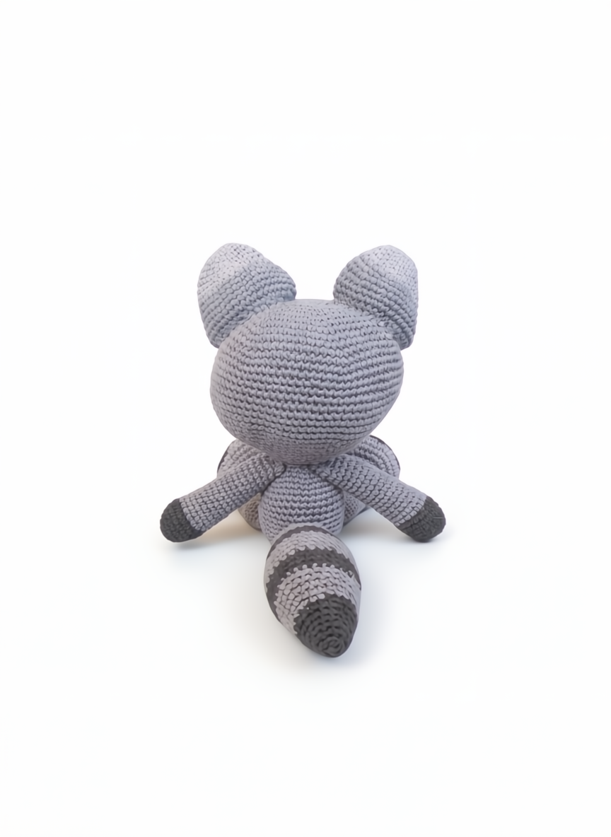 Amigurumi: Rico, o Guaxinim Curioso