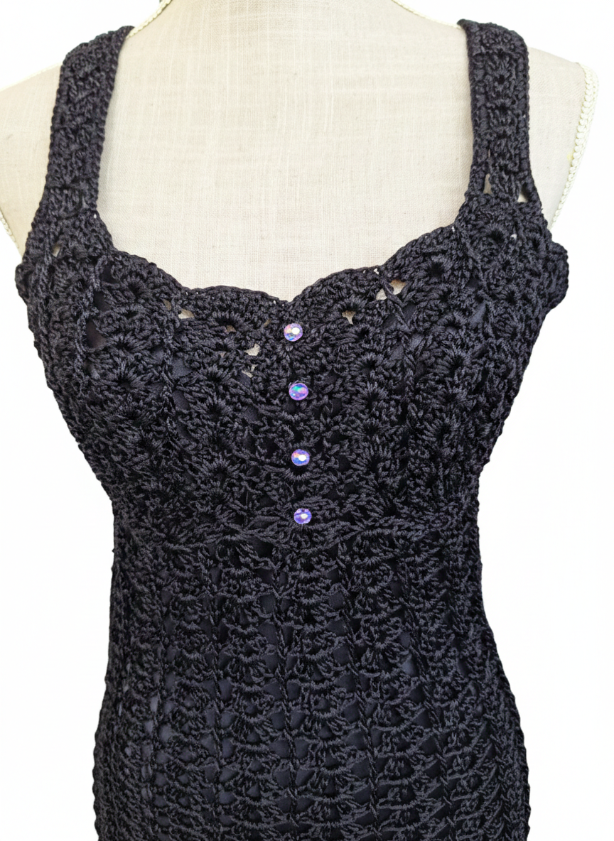Vestido Curto "Noite de Ébano"