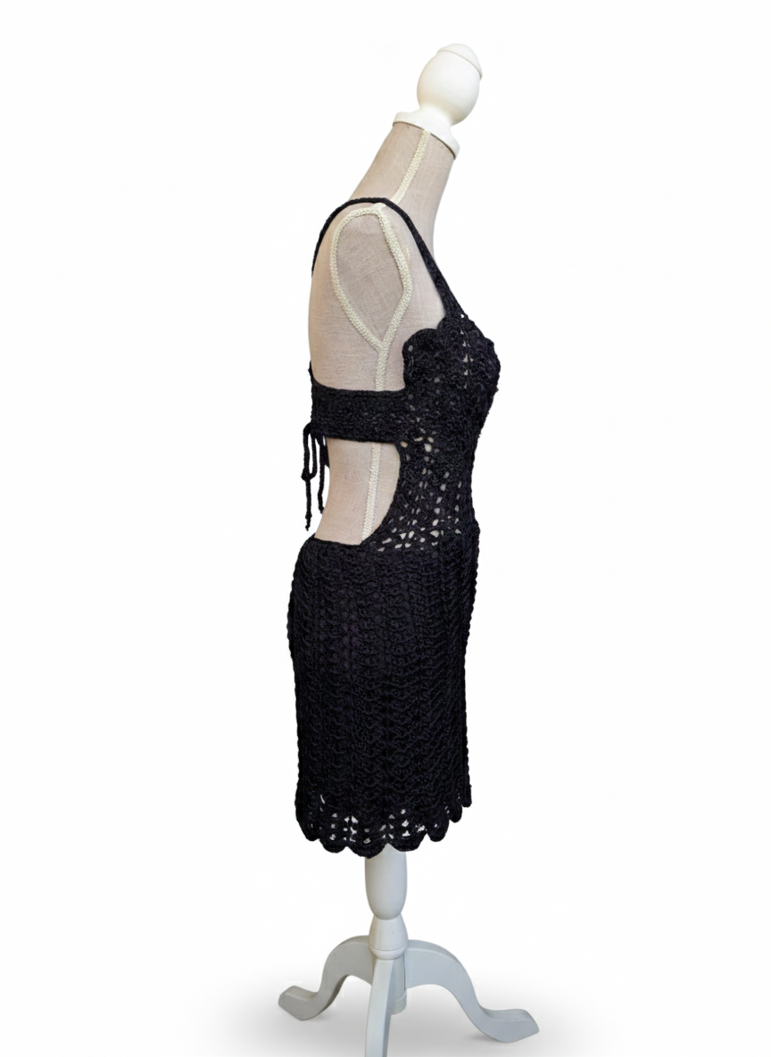 Vestido Curto "Noite de Ébano"