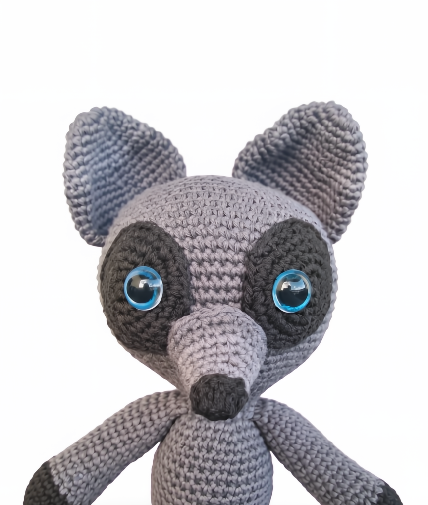 Amigurumi: Rico, o Guaxinim Curioso