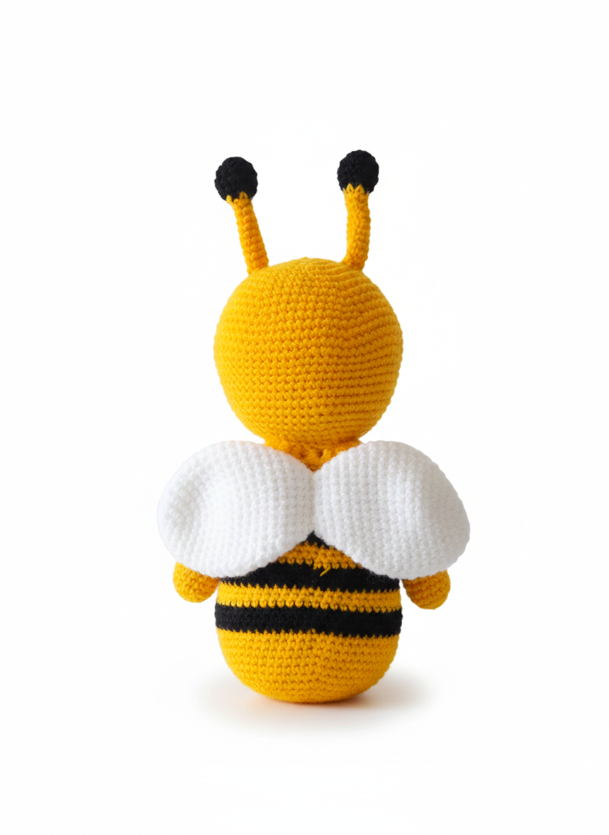 Amigurumi: "Melanie, a Abelhinha das Meias Coloridas"