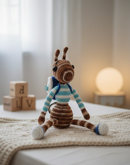 Amigurumi: "Zuzu, o Pequeno Viajante do Horizonte"
