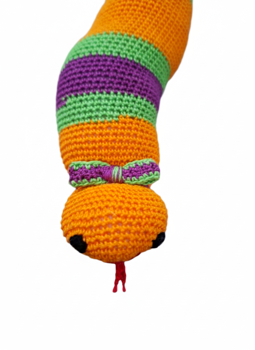 Amigurumi: "Sura, a Cobra Das Sestas Coloridas"