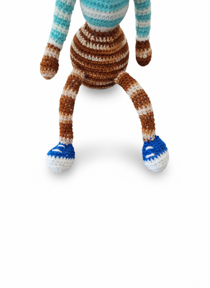 Amigurumi: "Zuzu, o Pequeno Viajante do Horizonte"