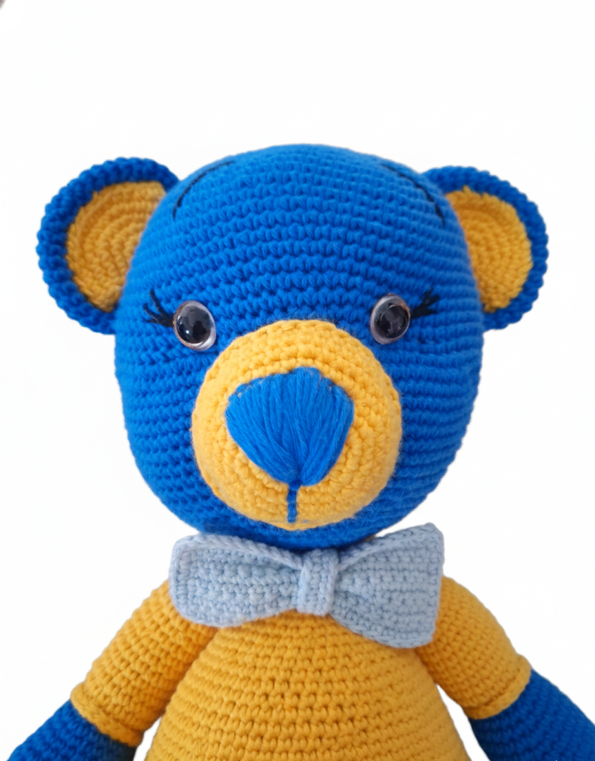 Amigurumi: "Ulisses, o Guardião dos Abraços Gigantes"