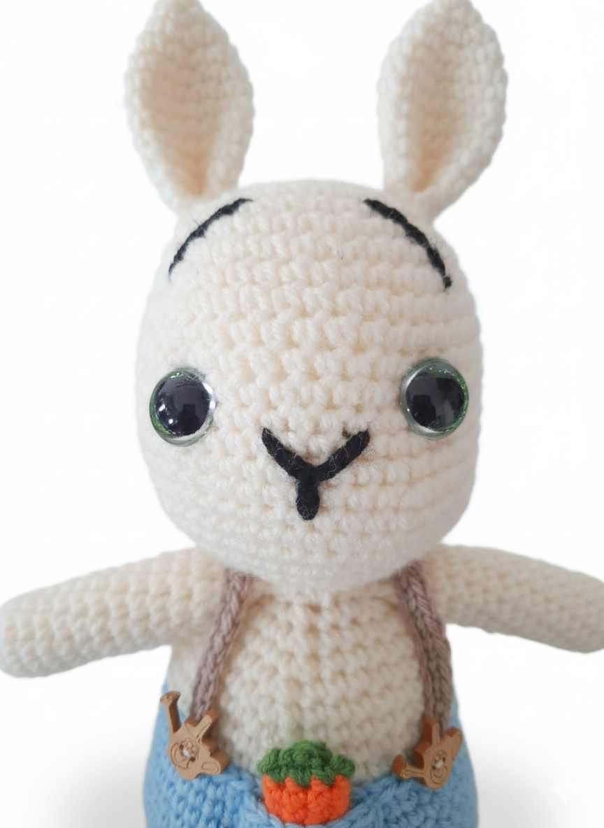 Amigurumi: "Barnabé, o Coelhinho Jardineiro"
