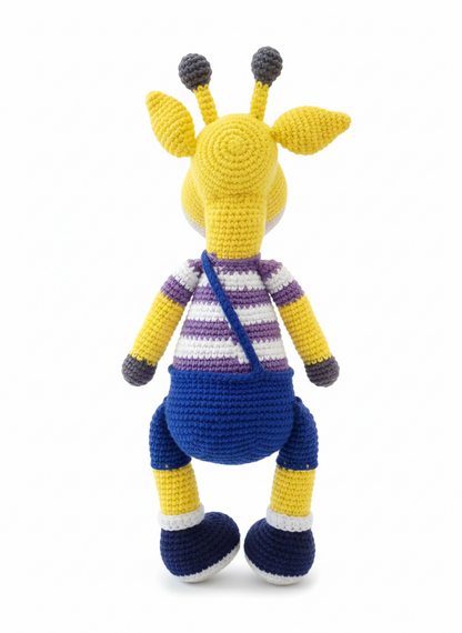 Amigurumi: "Gil, o Pequeno Explorador"