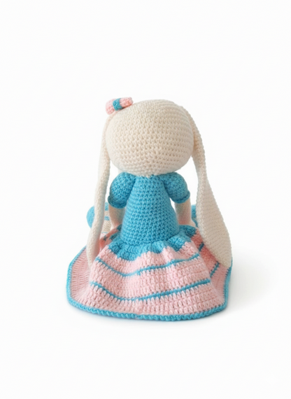 Amigurumi: "Cléo, a Mensageira das Nuvens de Algodão"